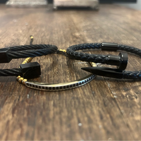 NWOT. Set of three men’s bracelets - Picture 2 of 5